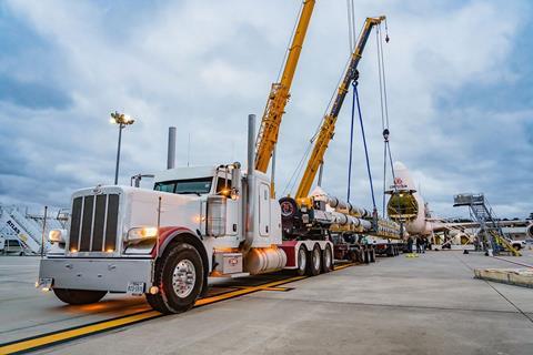 Unloading_operations_at_Houston_Airport_USA_6
