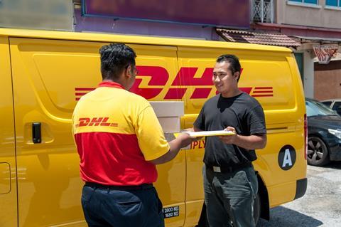 dhl-ecommerce-malaysia-delivery-01