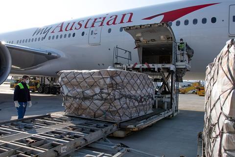 Austrian Airlines B777 Credit Schleinzer, Vienna Airport