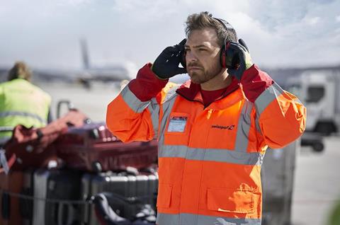 Swissport ramp man with ear protectors 1024