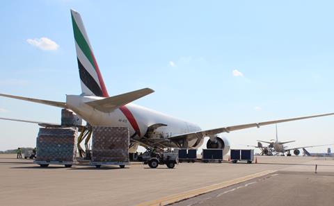 Two Emirates 2