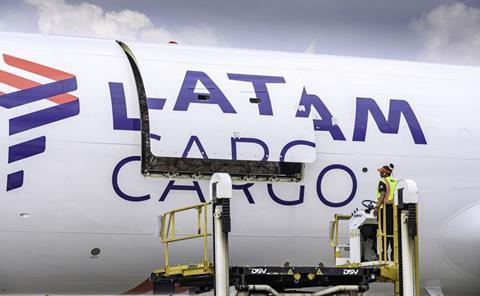 LATAM charter.jpg Photo DSV