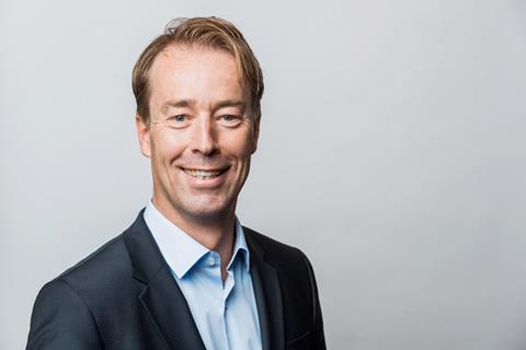 JF Hillebrand - Jeroen Visser