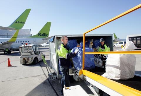 AirBaltic Cago