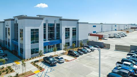 Omni Logistics facility near Los Angeles Airport Photo Omni Logistics