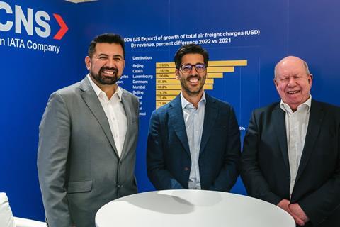 From left to right: Leonel Ortiz, head of cargo development, Avianca Cargo; Gabriel Oliva, chief executive, Avianca Cargo; Lothar Moehle, executive director, Cargo iQ.