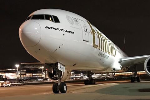 Emirates B777