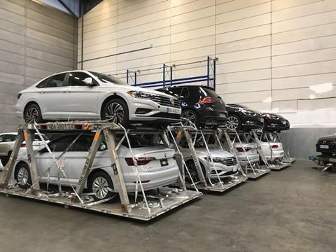 Kerry Logistics cars palletised