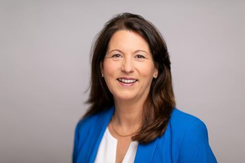 Lesley_Cripps_Oman_Air_Cargo_16_10_25_Source_Oman