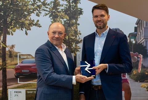 Stanislas Brun, chief cargo officer at Etihad Airways (left) and Jan Philipp Pöter, chief business officer at Teleport